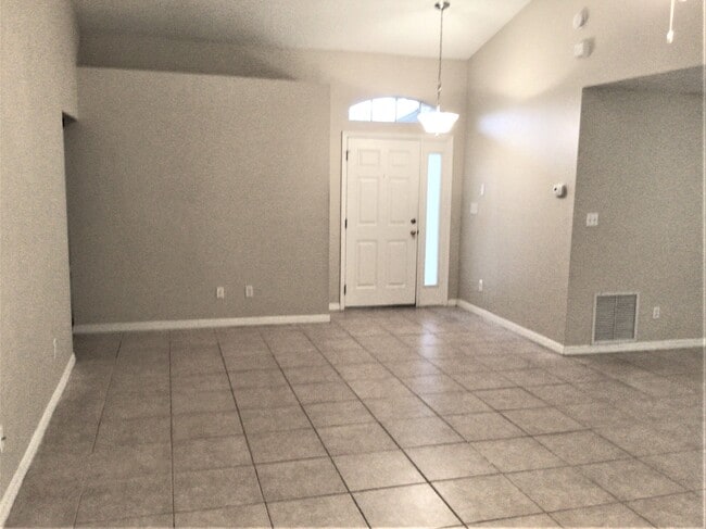 Photo - 821 Park Trail Dr