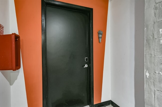 Photo - 705 Main St Unit 321