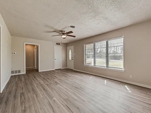 165 Eisenhower Blvd