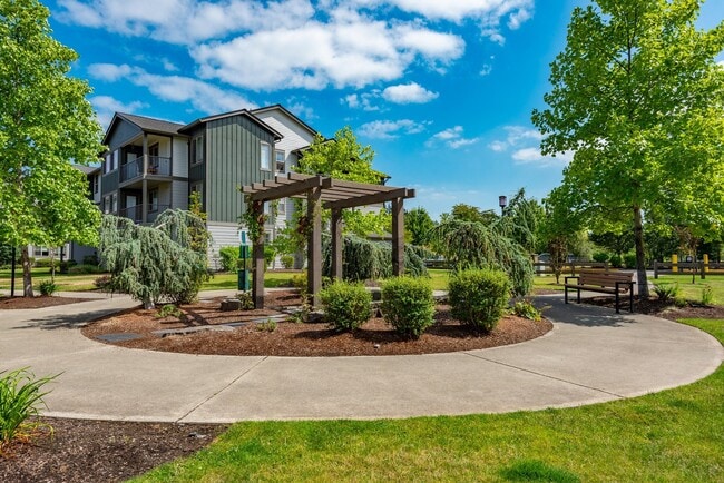 Four Lakes Apartment Homes