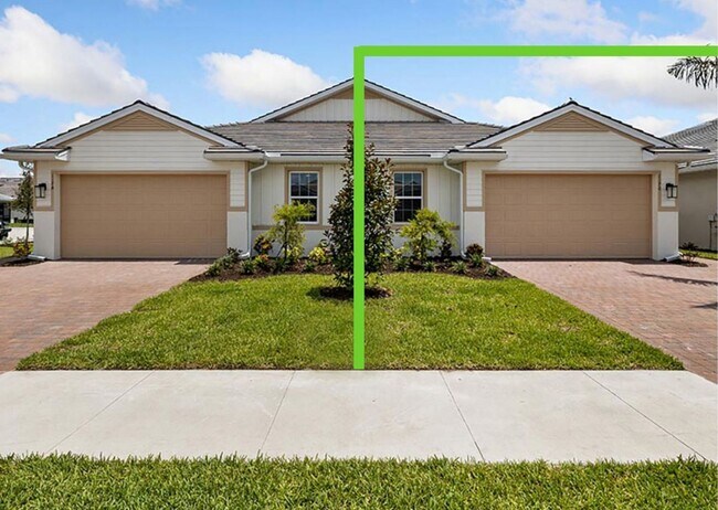 Building Photo - Live the Southwest Florida lifestyle in this lakefront villa in South Naples!