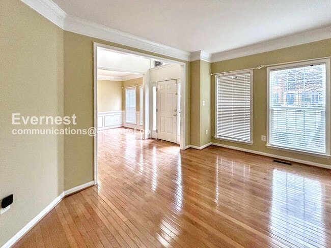 Photo - 8197 Tenbrook Dr