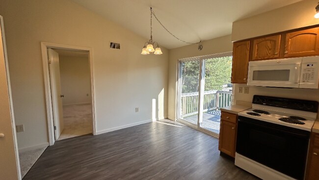 Photo - 807 Rainbow Dr Unit 3