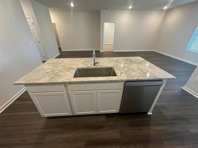 Photo - 231 Murphy Ln