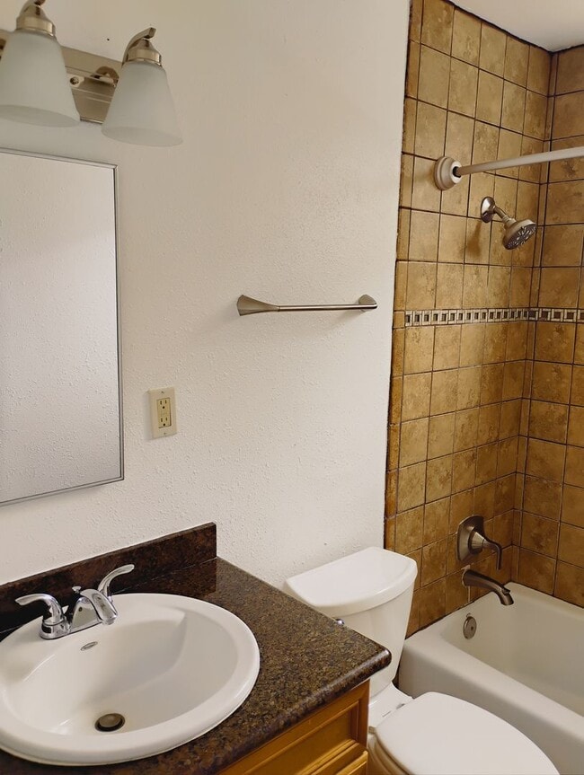 Photo - 5130-5140 Roseland Street Unit 5140-2