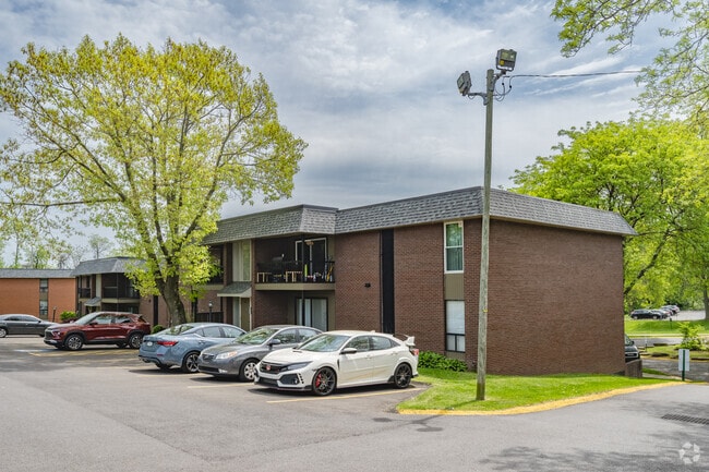 Alternate View - Fox Hollow