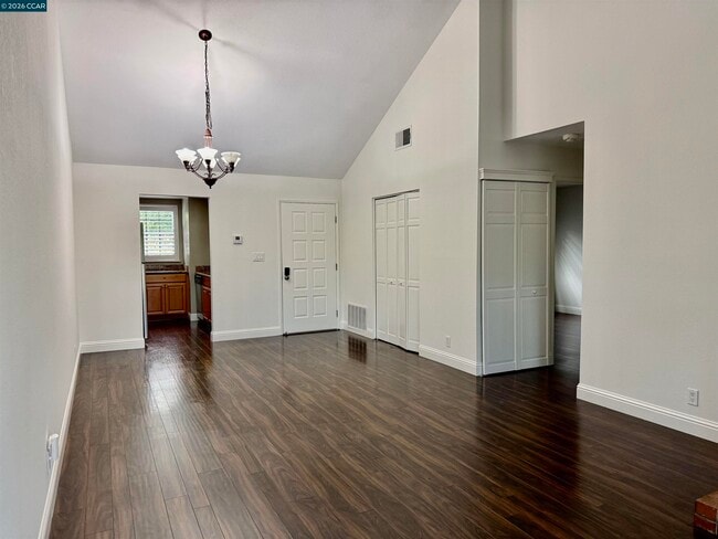 Photo - 202 Kelley Ln