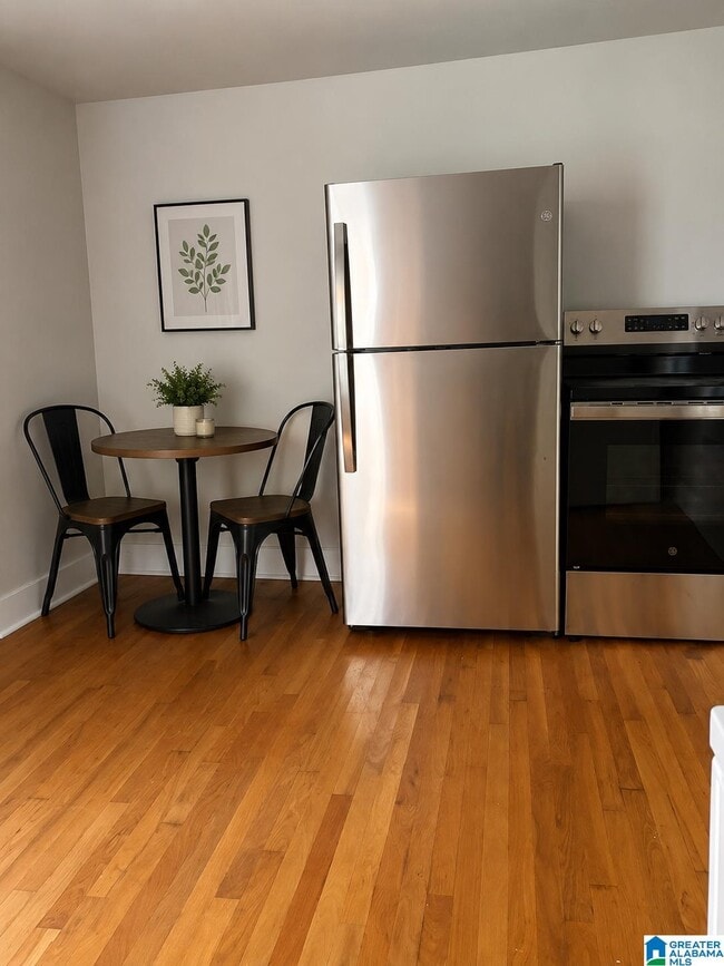 Photo - 1502 16th Ave S