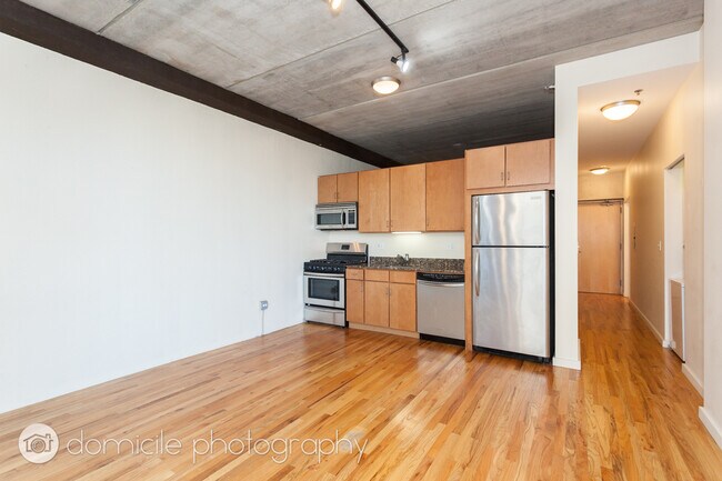 Photo - 630 N Franklin St Unit 513