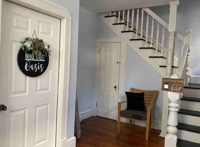 Photo - 99 Bridge St