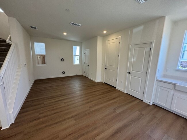 Photo - BRAND NEW SOLAR HOME IN LINCOLN!