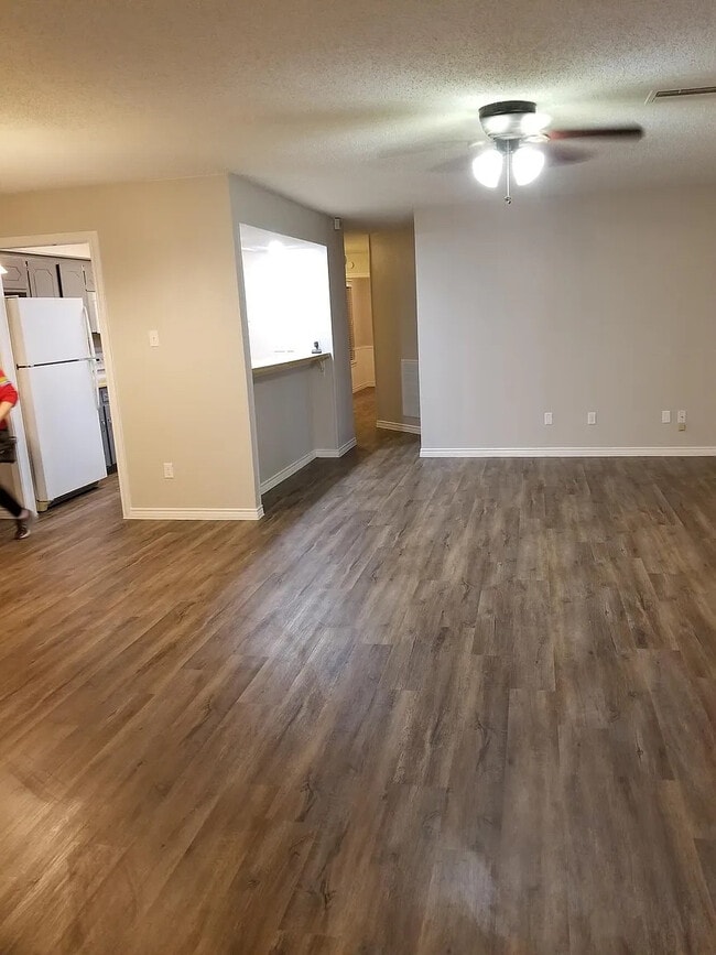 Photo - Room in Duplex on St Paul Ct