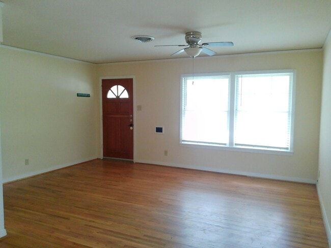 Photo - 530 Hopper Dr