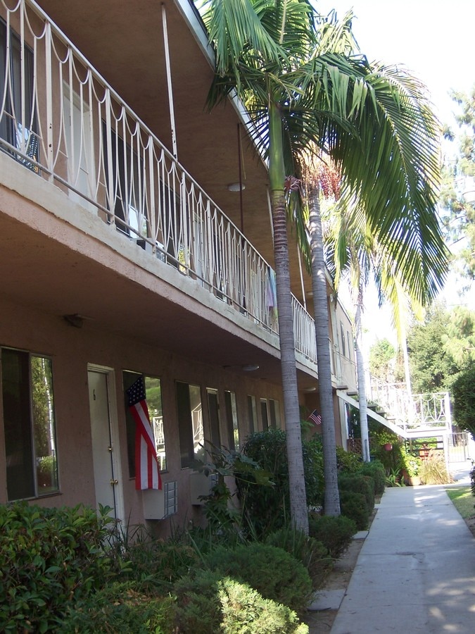 Photo - 5610 Welland Ave Unidad 03