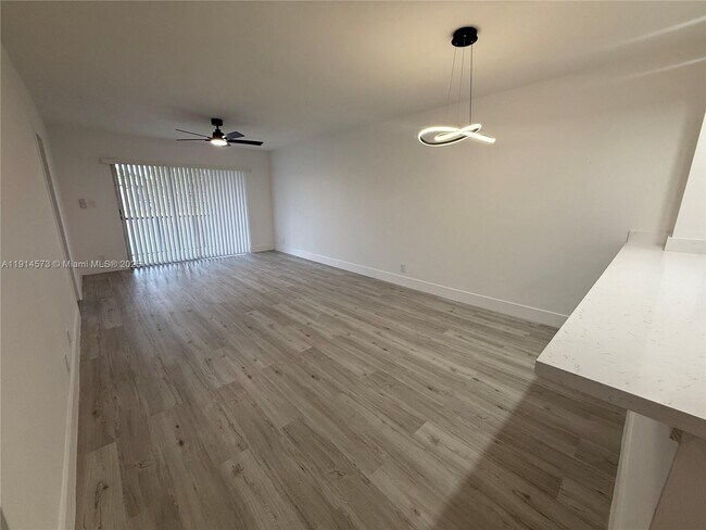 Photo - 7901 S Colony Cir Unit 209