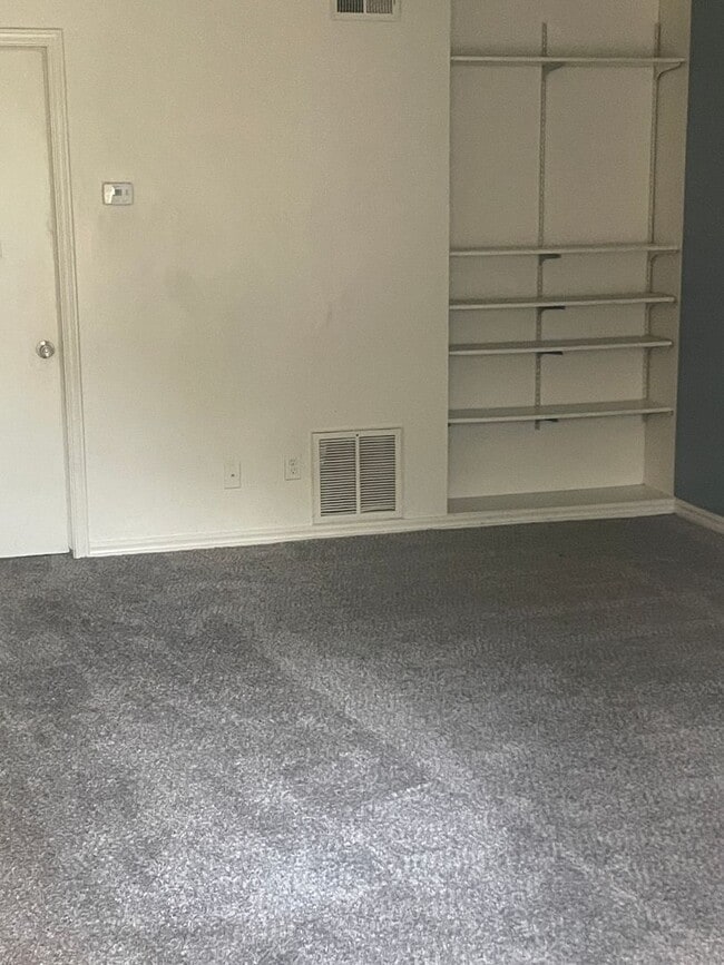 Building Photo - 5126 S Delaware Pl Unit 1