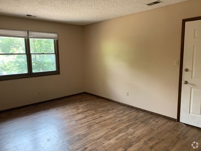 Building Photo - 822 Fremont St Unit 7 Rental