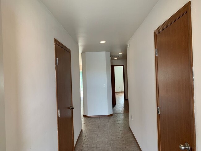 Photo - 1013 N Pierce Dr Unit Apt B