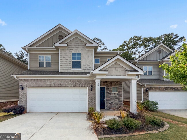 Building Photo - 204 Daisy Cir