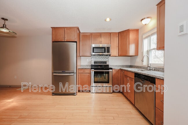 Photo - 6 Pleasant St