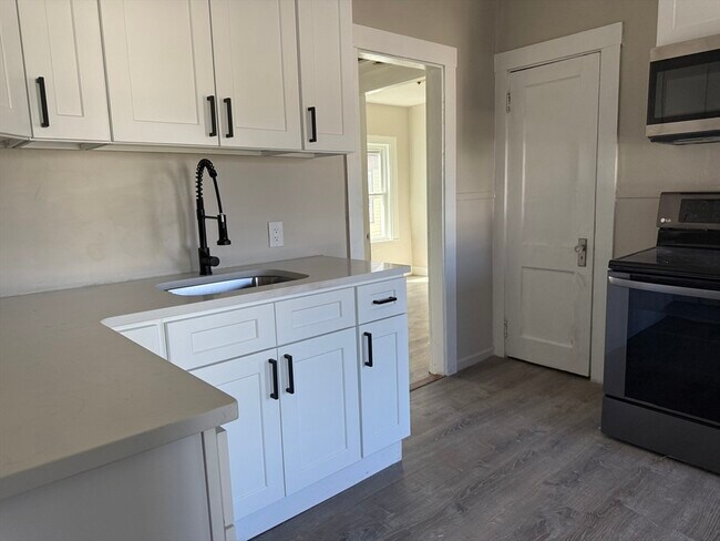 Photo - 68 Ash St Unit 2