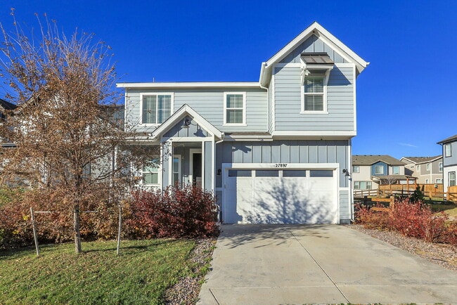 Building Photo - $3,150.00, 4-bed, 3.5-bath, located in Aurora with beautiful finishes.