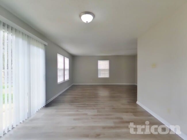 Photo - 10907 Delphi Dr
