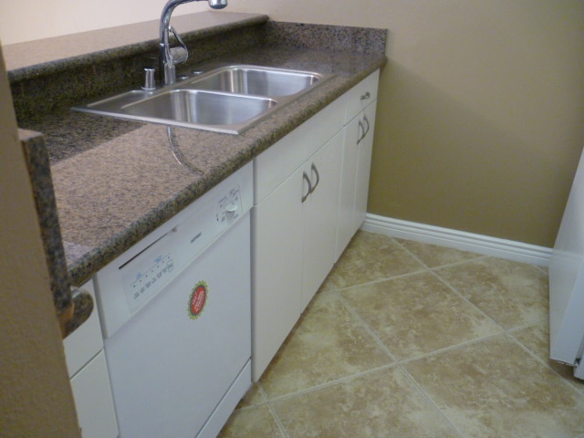 Photo - 18350 Hatteras St