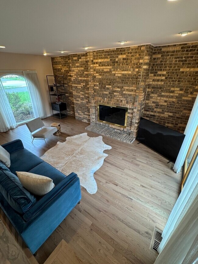 Photo - 1119 Deerfield Rd