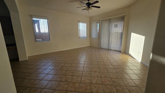 Building Photo - 10658 S Kush Canyon Ln