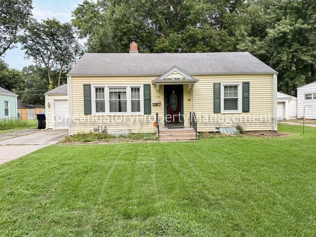 Photo - 1726 SW Medford Ave