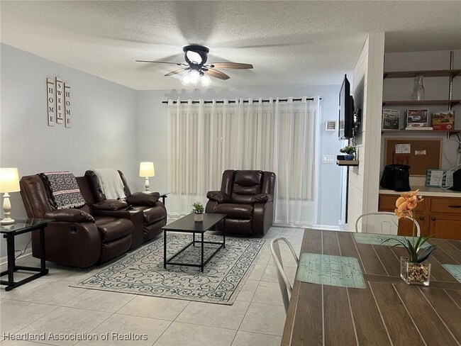 Photo - 103 Villaway