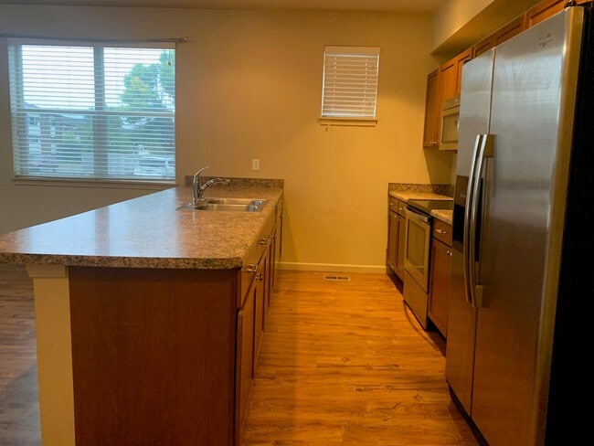 Photo - 3025 17th Ave W