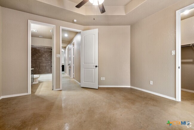 Building Photo - 264 Rosalie Dr Rental