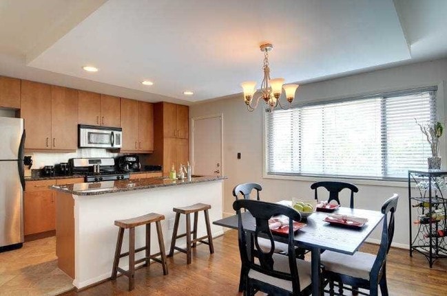 Open kitchen and dining - 3046 Briarcliff Rd NE Unit 11