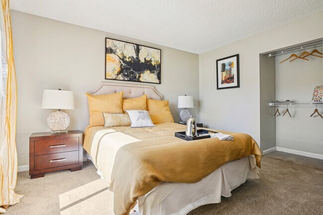 Deer Crest Apartments
