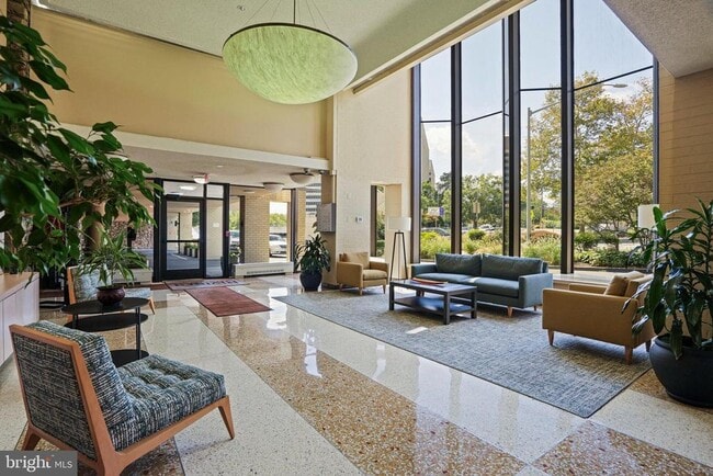 Photo - 4242 East-West Hwy Unit 605