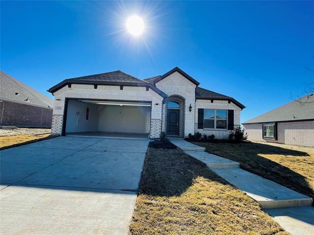 Photo - 513 Redbud Dr
