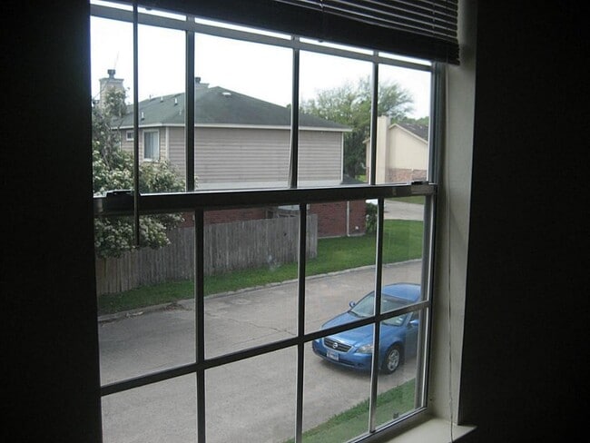 Photo - 10112 Emerald Glen Ln