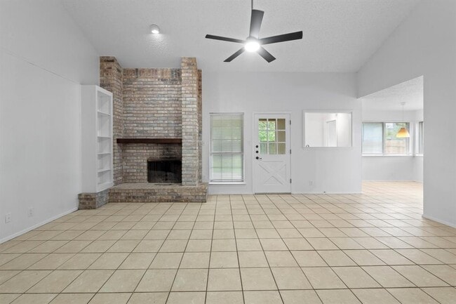 Photo - 3509 Monument Dr
