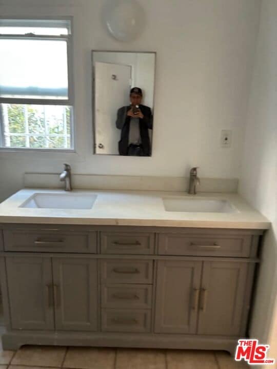 Photo - 1439 Rexford Dr