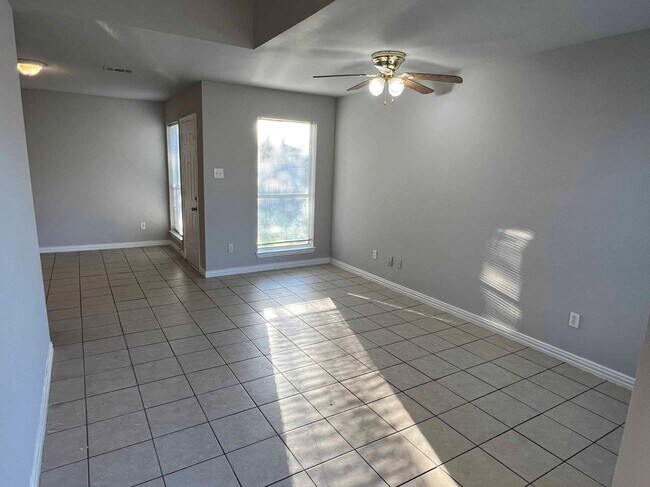 Photo - 432-434 Chestnut Lane Unit 434