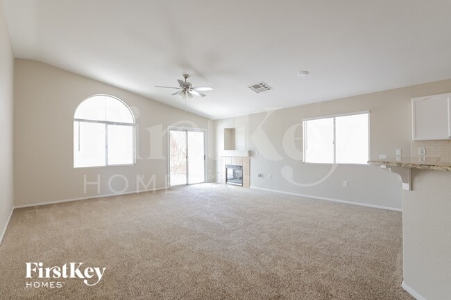 Photo - 216 Nautical St