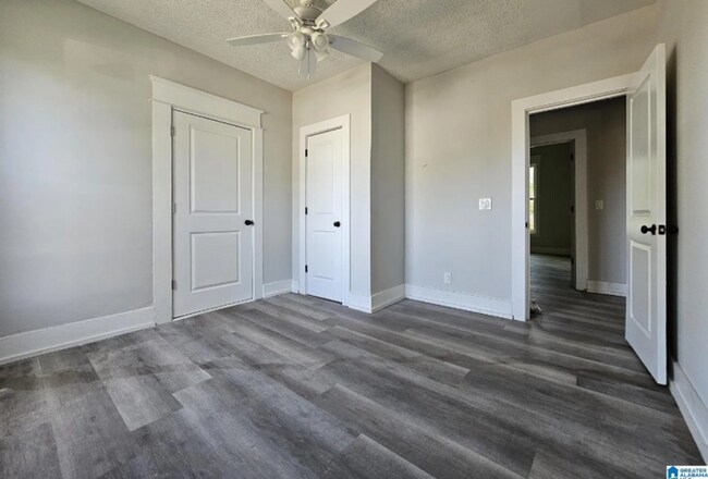 Photo - 1701 Ave I