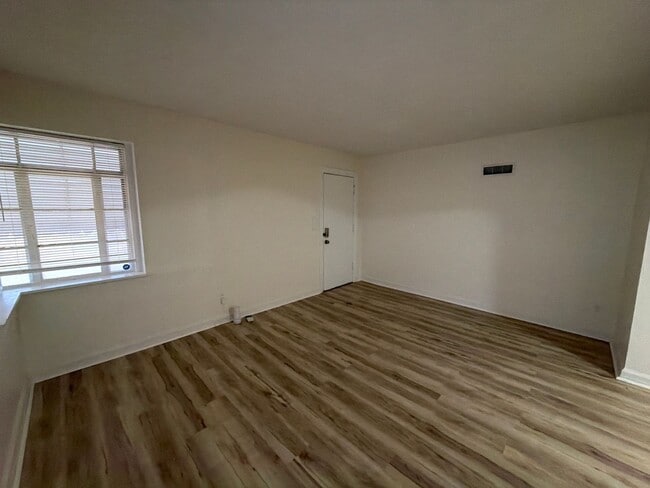 Photo - 3004 Capehart Dr