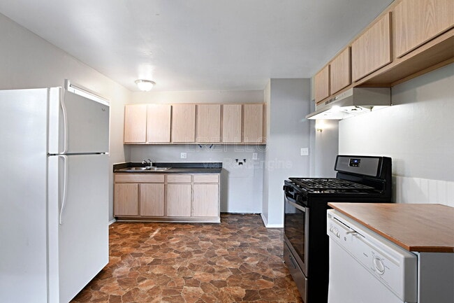 Photo - 8602 Gary Wy