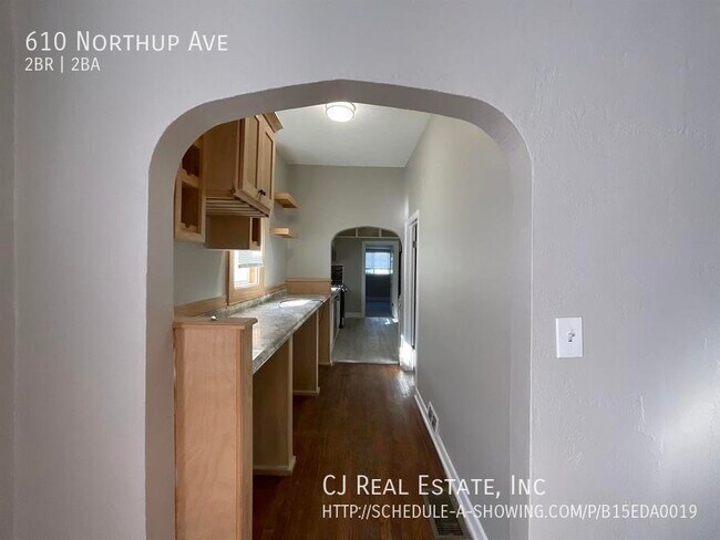 Photo - 610 Northrup Ave