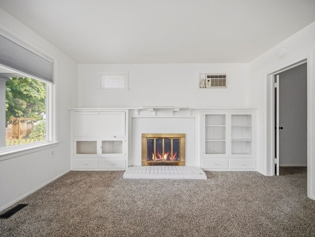 Photo - 2418 N Cincinnati St