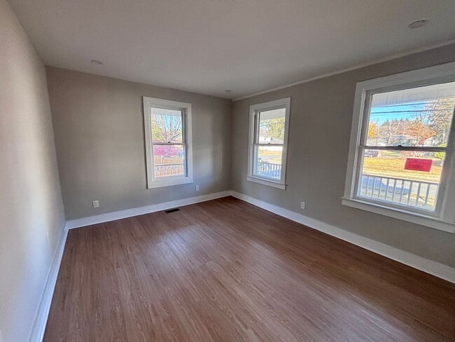 Photo - Freshly Renovated 8-Bedroom Home with Large Driveway – Ewing, NJ