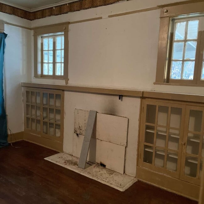 Photo - 112 Linderman Ave